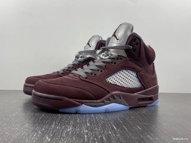 One Kick DZ4131-600 Jordan Air 5 Burgundy 0802